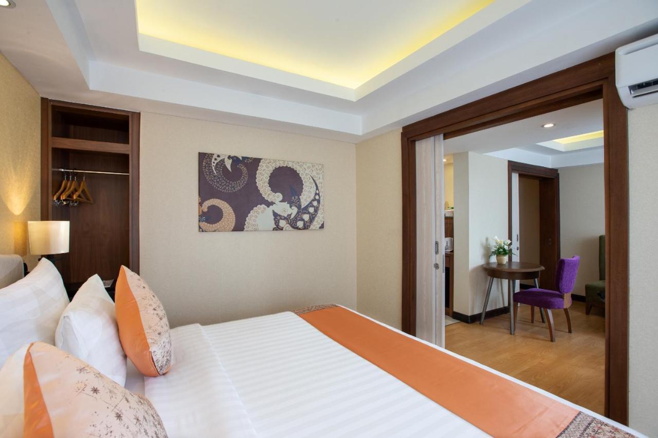 Sahid Raya Hotel & Convention Yogyakarta Maguwo Extérieur photo