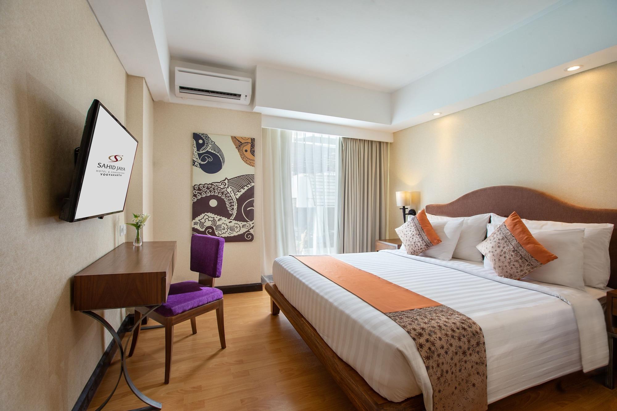 Sahid Raya Hotel & Convention Yogyakarta Maguwo Extérieur photo