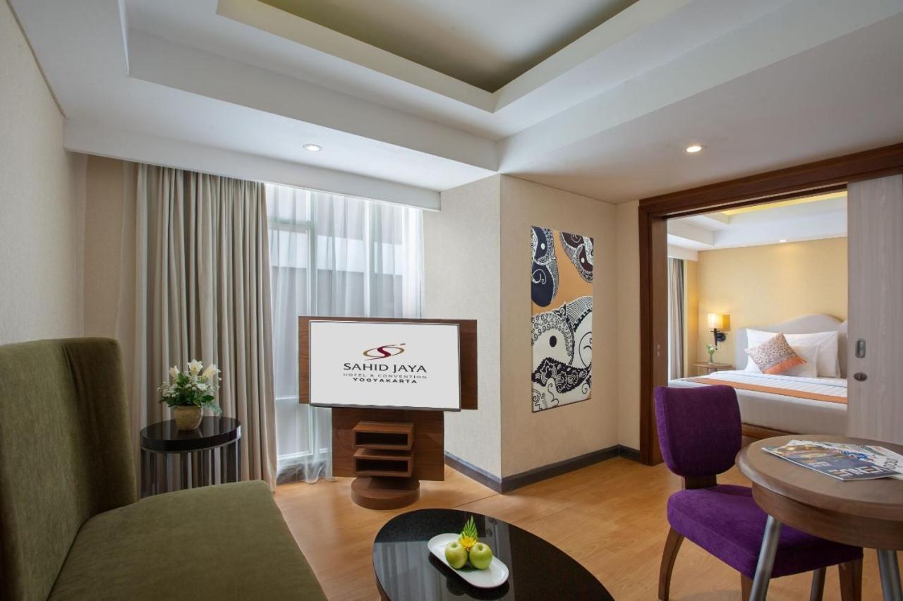 Sahid Raya Hotel & Convention Yogyakarta Maguwo Extérieur photo