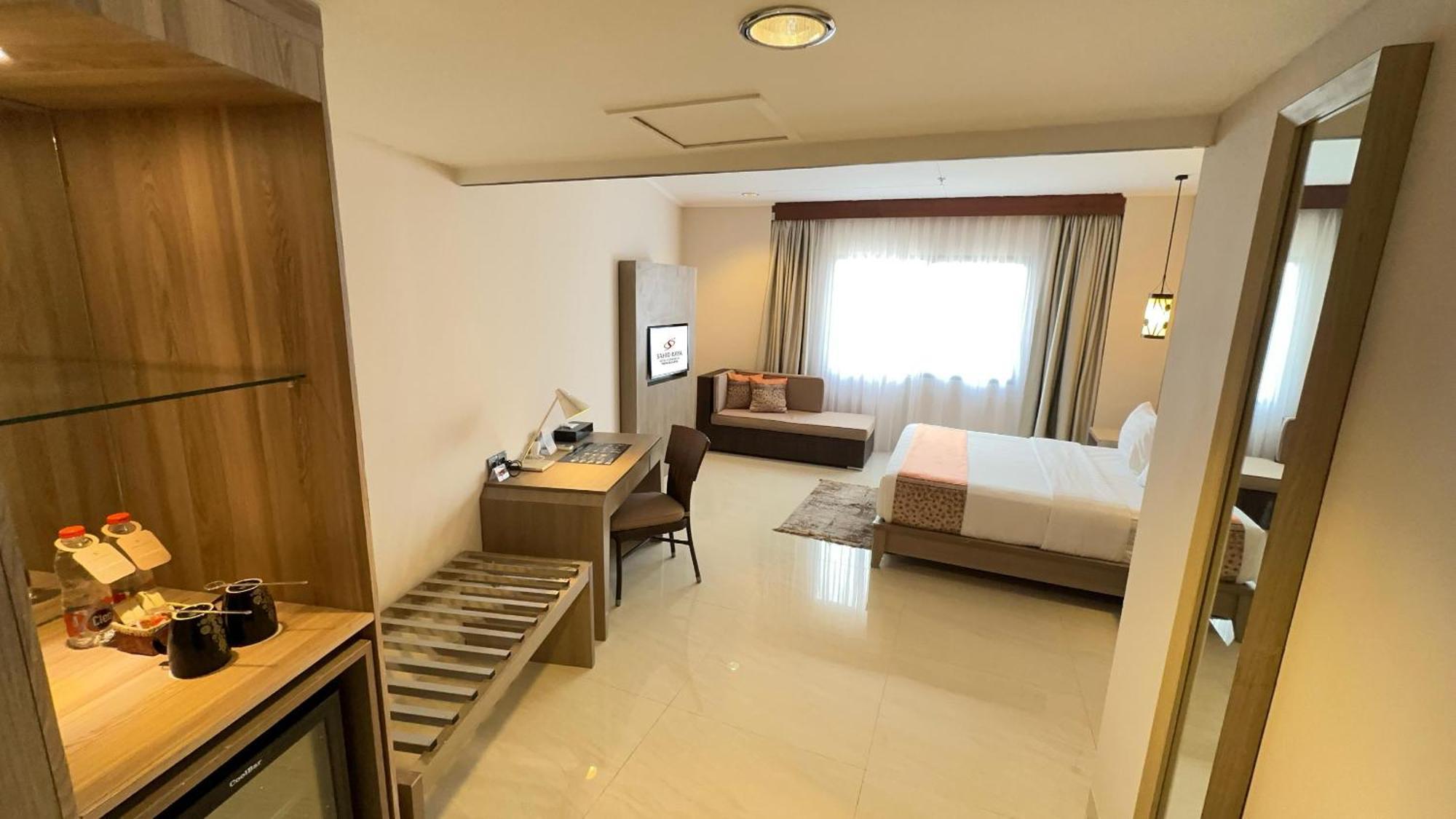 Sahid Raya Hotel & Convention Yogyakarta Maguwo Extérieur photo