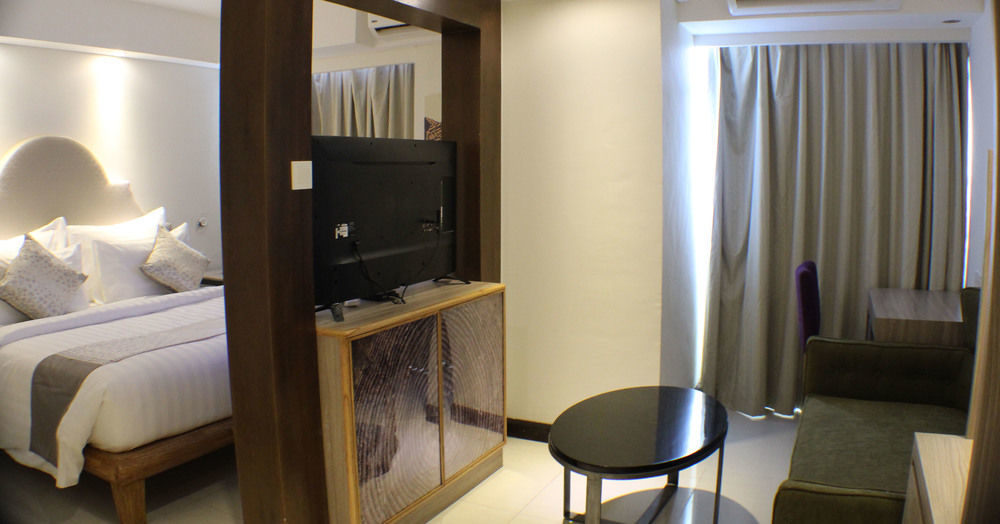 Sahid Raya Hotel & Convention Yogyakarta Maguwo Extérieur photo