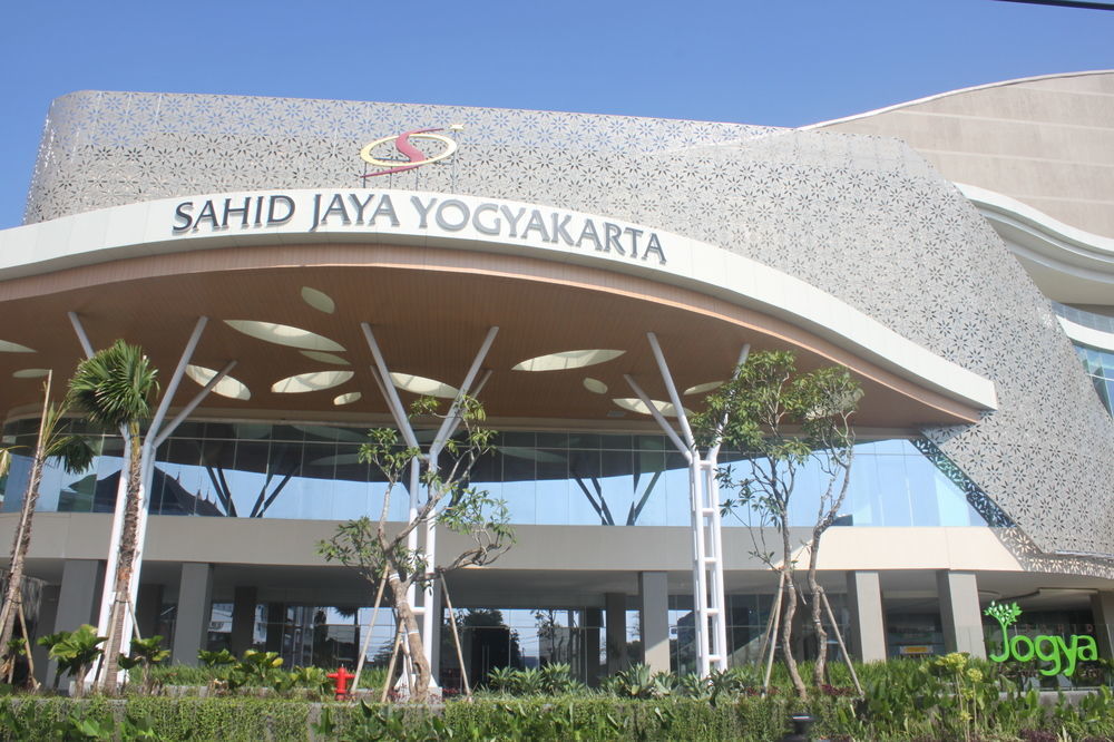 Sahid Raya Hotel & Convention Yogyakarta Maguwo Extérieur photo